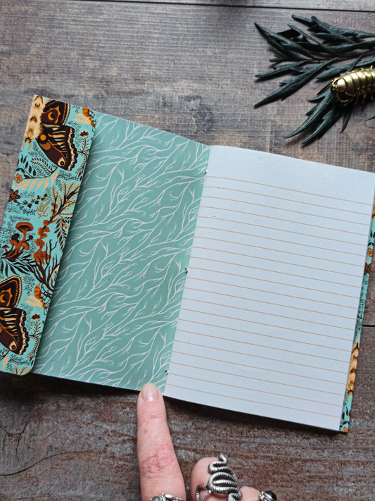 Carnet à rabat Moonmoths - Ligné