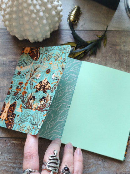 Carnet souple A6 ✦ Moonmoths