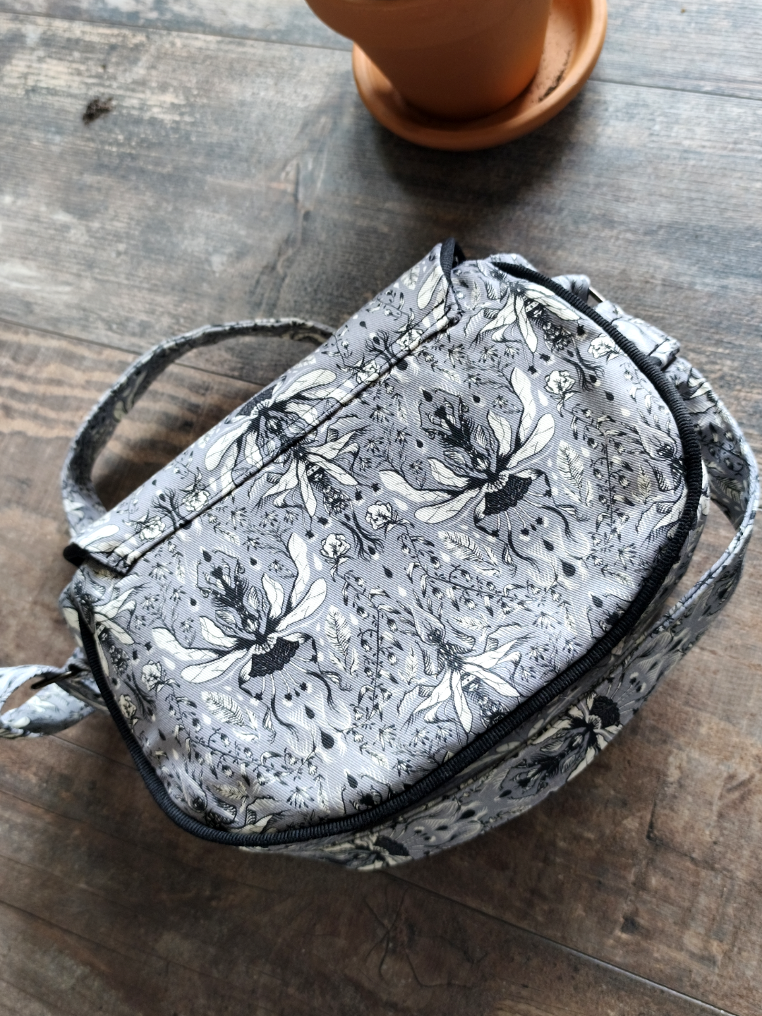 Sac bandoulière abeille en toile Flowerbugs - Averse